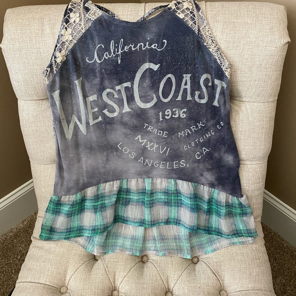 Cute flowy multi-pattern tank